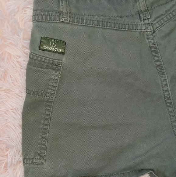 Included as freebie for loyal customer! 90s Jordache cargo mini shorts - Picture 8 of 9
